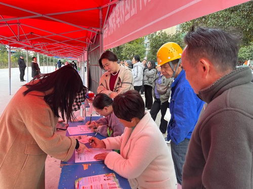 衡陽(yáng)石惠家園居民喜領(lǐng)民生大禮包，政府門(mén)戶(hù)網(wǎng)站一站式服務(wù)助力美好生活